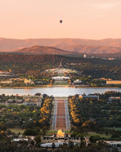 計画的に造られた首都キャンベラ　© Rob Mulally for Visit Canberra
