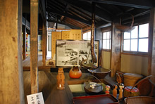 貴重な資料が展示されている小浜町歴史資料館
