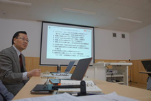 年度末の3月12日に開催された「にちなん日野川の郷」の定例経営会議で1年間の道の駅運営で見えてきたこと、これから必要になることについて加藤が総括した。